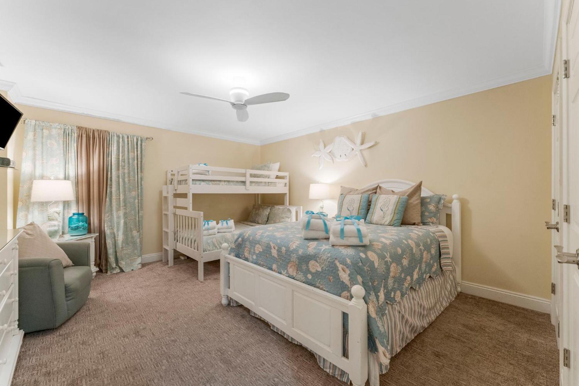 Stunning 2/2 Designer Condo W Coastal Appeal Right On The Gulf! Panama City Beach Exterior photo