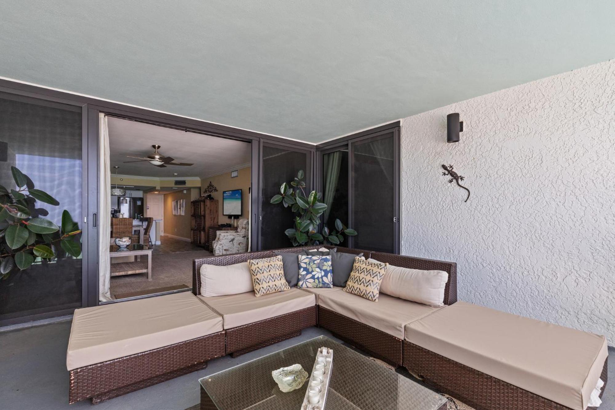 Stunning 2/2 Designer Condo W Coastal Appeal Right On The Gulf! Panama City Beach Exterior photo